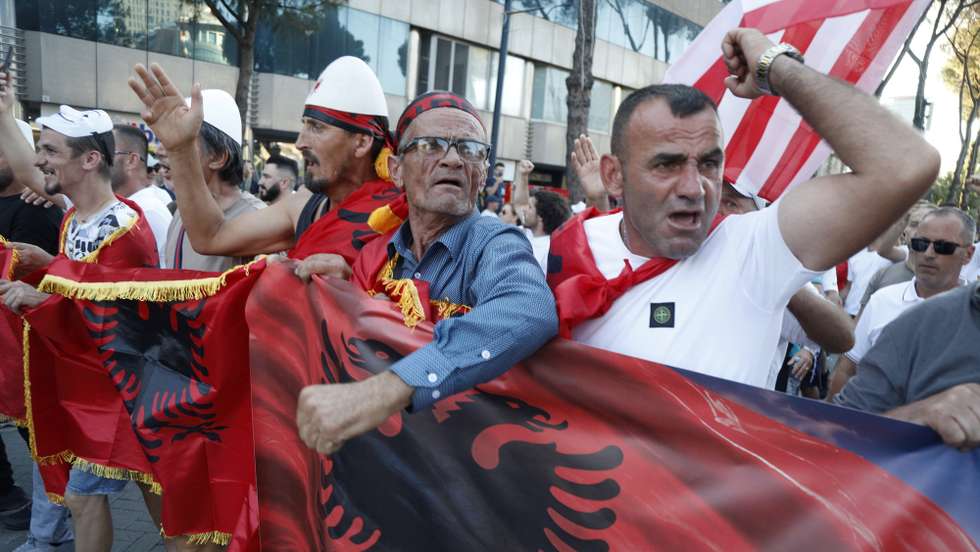 epa13087080 Demonstrators protest against a coastal resort project linked to Jared Kushner, son-in-law of US President Trump, in Tirana, Albania, 04 July 2026. The project faced public opposition over environmental concerns and land-ownership questions.  EPA/MALTON DIBRA