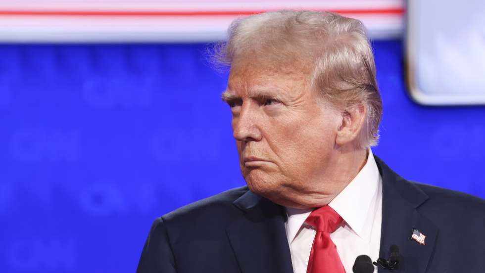 epa11442457 Former US President Donald J. Trump participates in the first 2024 presidential election debate at CNN Atlanta studios in Atlanta, Georgia, USA, 27 June 2024. The first 2024 presidential election debate is hosted by CNN.  EPA/MICHAEL REYNOLDS