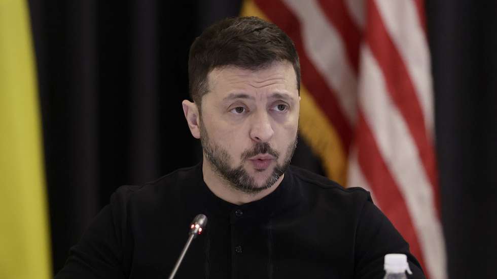 epa11814597 Ukraine's President Volodymyr Zelensky addresses the eight meeting of Ukraine Defense Contact Group at the US Air Base in Ramstein, Germany, 09 January 2025. The US Secretary of Defense has invited Ministers of Defense and senior military officials from around the world to Ramstein to discuss the ongoing crisis in Ukraine and various security issues facing US allies and partners.  EPA/RONALD WITTEK