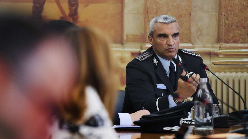 O diretor nacional da Polícia de Segurança Pública (PSP), superintendente-chefe Magina da Silva, durante sua audição perante a Comissão de Assuntos Constitucionais, Direitos Liberdades e Garantias, na Assembleia da República, em Lisboa, 21 de junho de 2022. MANUEL DE ALMEIDA/LUSA