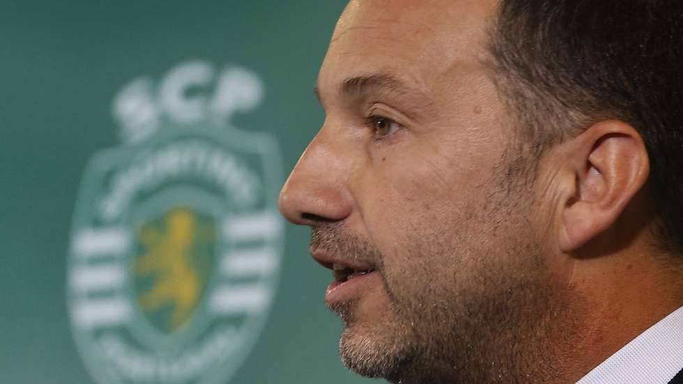 O presidente do Sporting, Frederico Varandas, durante a posse dos órgãos sociais do clube, no Auditório Artur Agostinho, Estádio José Alvalade, em Lisboa, 10 de março de 2022. MANUEL DE ALMEIDA/LUSA
