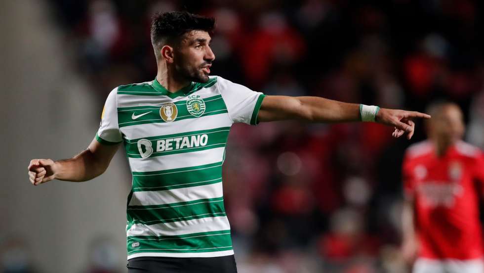 Ricardo Esgaio preparava-se para assumir a titularidade nos leões devido a um problema físico que levou à saída de Porro ao intervalo do jogo com o Boavista