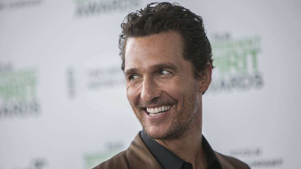 Matthew McConaughey falou com alguns dos pais que perderam os filhos no massacre da escola primária de Robb