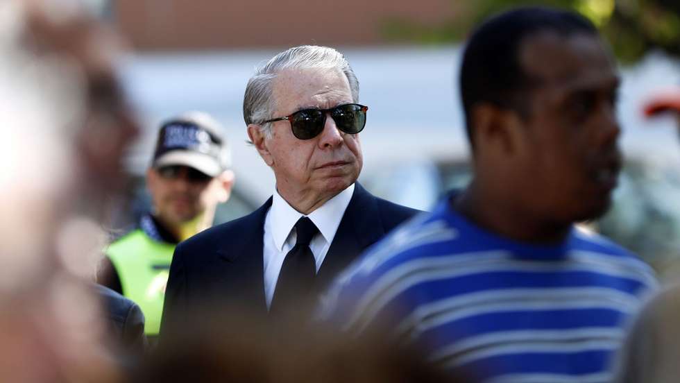 A defesa de Ricardo Salgado entregou um atestado médico que revela que ele sofre de doença de Alzheimer