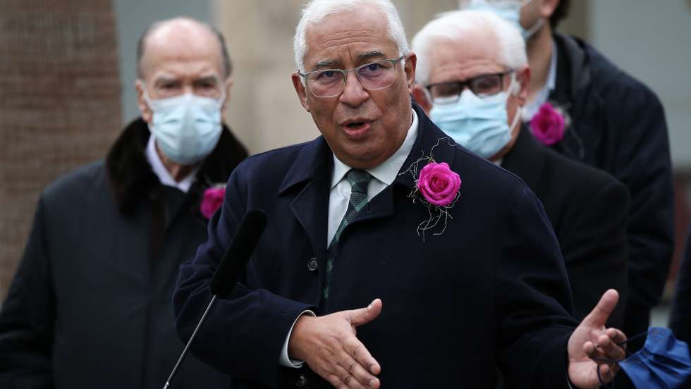 O secretário-geral do Partido Socialista (PS), António Costa, durante uma curta intervenção numa sessão com apoiantes do distrito de Portalegre numa unidade hoteleira, em Elvas, 9 de janeiro de 2022. NUNO VEIGA/LUSA