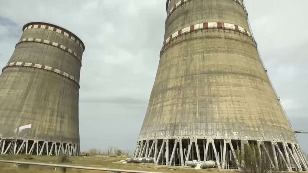 epa11584838 A handout still image taken from handout video provided  by the Russian Defence ministry press-service shows damaged  cooling system of the Zaporizhzhia Nuclear Power Plant, during a tour by International Atomic Energy Agency (IAEA) Director-General Rafael Mariano Grossi (not pictured), in Enerhodar, Russia, 04 September 2024. The Armed Forces of the Russian Federation ensured the safe conduct of the planned 22nd rotation of International Atomic Energy Agency (IAEA) observers at the Zaporizhzhia NPP. The rotation was conducted by IAEA Director General Rafael Grossi. At the moment, all units of the Zaporizhzhia NPP have been shut down and are in a state of 'cold shutdown'.  EPA/RUSSIAN DEFENCE MINISTRY PRESS SERVICE / HANDOUT -- BEST QUALITY AVAILABLE --
HANDOUT EDITORIAL USE ONLY/NO SALES
