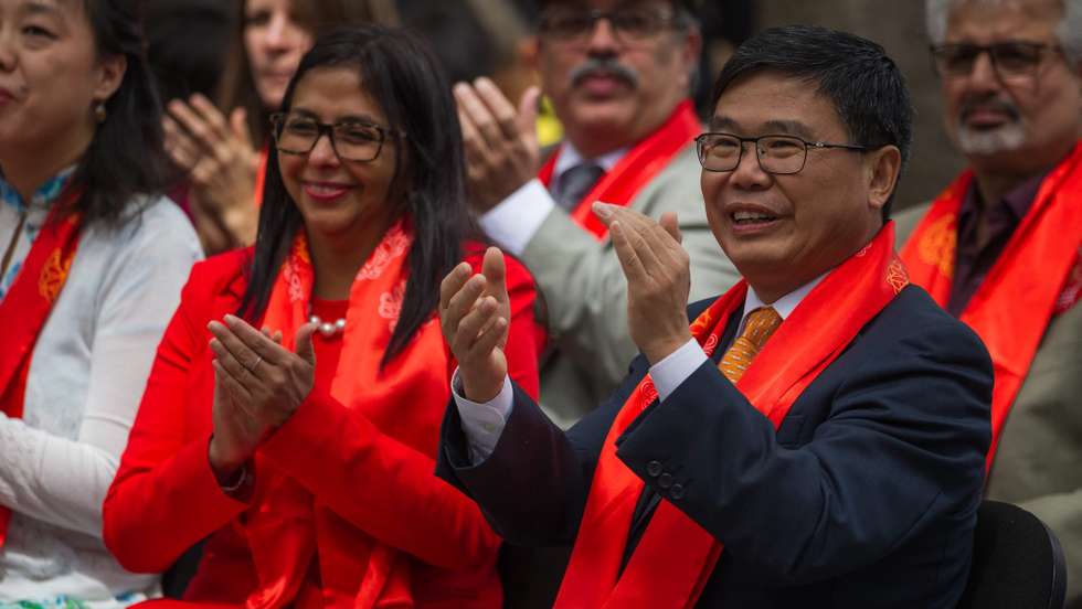 Embaixador chinês Zhao Bentang