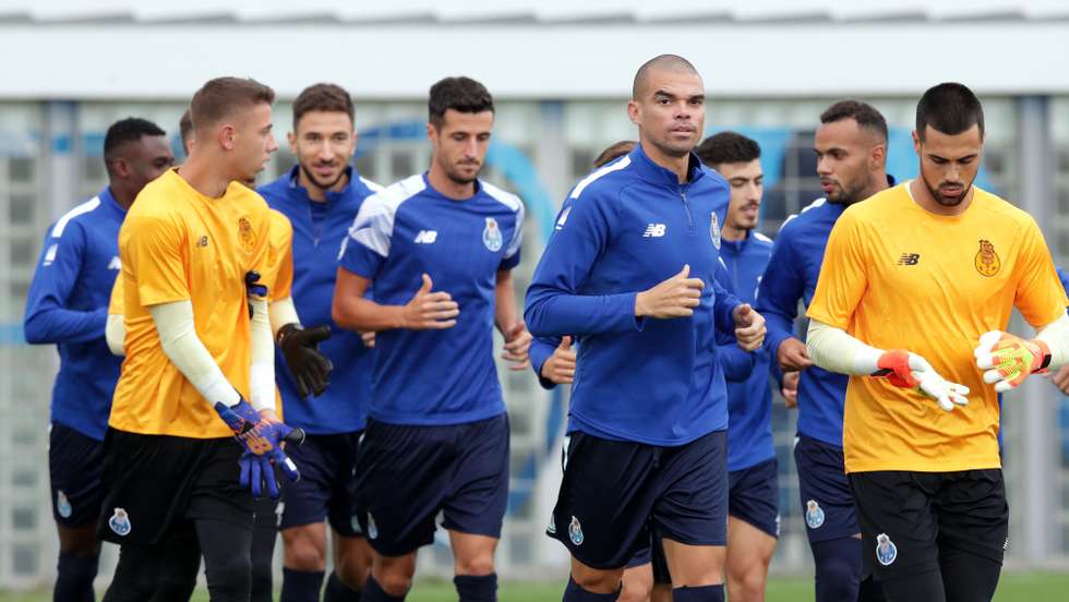 FC Porto players during their team's training session at Olival training centre in Vila Nova de Gaia, near Porto, Portugal, 12 September 2022. FC Porto will face Club Brugge in their Champions League on 13 September 2022. ESTELA SILVA/LUSA