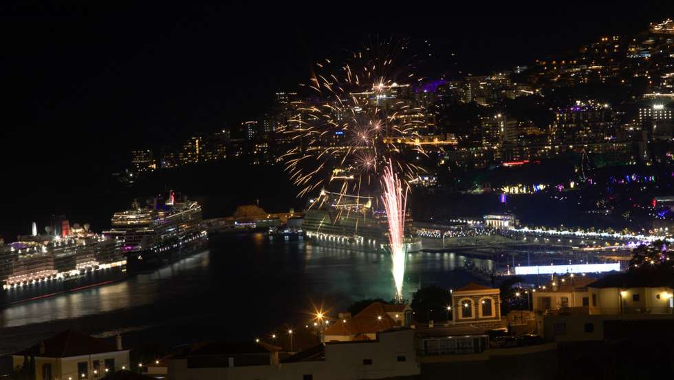 Fireworks illuminate the Funchal Bay during New Year celebrations on Madeira Island, Portugal, 01 January 2025.  HOMEM DE GOUVEIA/LUSA