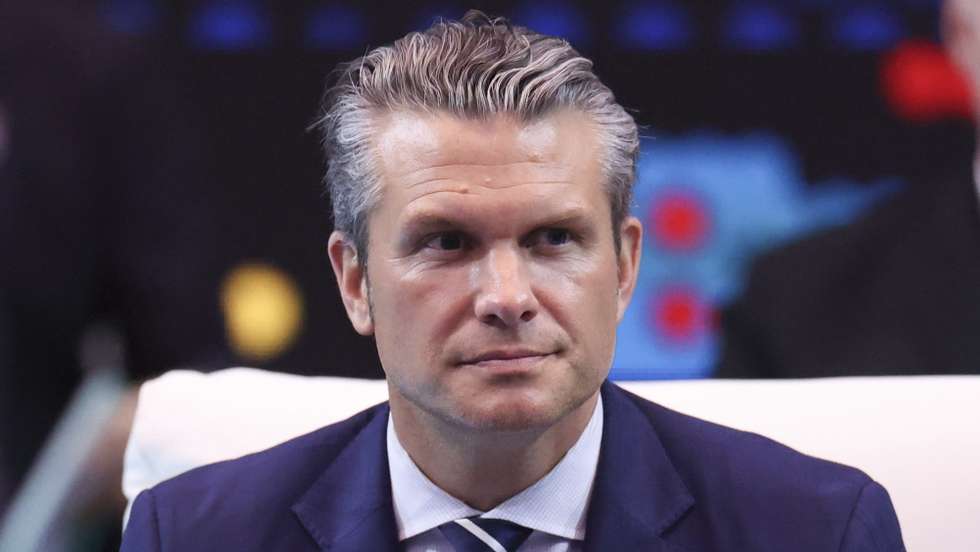 epa12496773 US Defense Secretary Pete Hegseth attends the Association of Southeast Asian Nations (ASEAN) - United States Defence Ministers Hi-Tea as part of the ASEAN Defense Ministers' Meeting in Kuala Lumpur, Malaysia, 01 November 2025  EPA/HASNOOR HUSSAIN / POOL