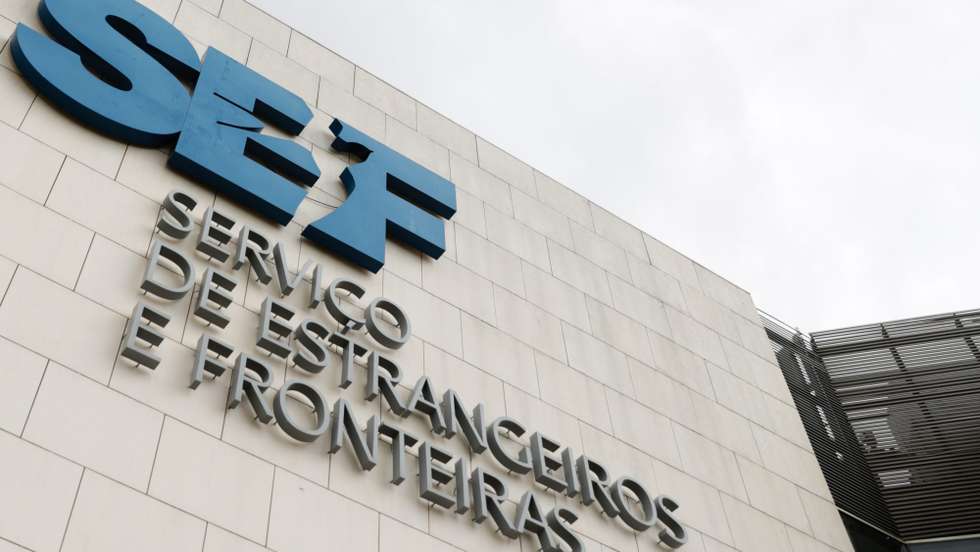 O SEF reforçou os controlos junto à fronteira com Espanha, nos aeroportos e balcões de atendimento