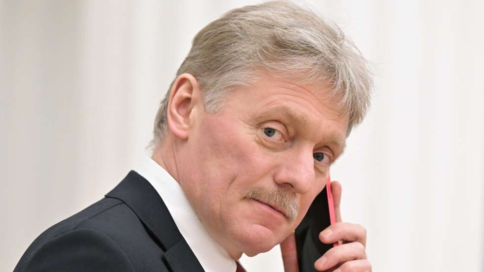 epa09769907 Kremlin spokesman Dmitry Peskov is pictured during a joint press conference of the Russian and Belarusian Presidents  following their meeting at the Kremlin in Moscow, Russia, 18 February 2022.  EPA/SERGEY GUNEEV / SPUTNIK / KREMLIN POOL MANDATORY CREDIT