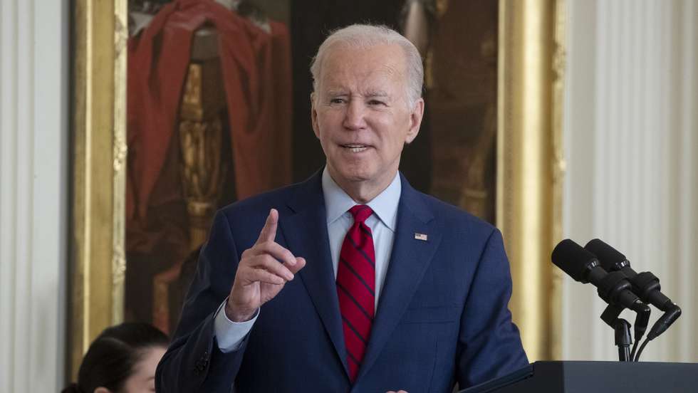 epa10501058 US President Joe Biden delivers remarks during the ceremony awarding the Medal of Honor to retired US Army Colonel Paris Davis (not pictured), for conspicuous gallantry, in the East Room of the White House in Washington, DC, USA, 03 March 2023. Davis was awarded the Medal of Honor for his heroic actions during combat operations in Vietnam, 17-18 June, 1965.  EPA/MICHAEL REYNOLDS