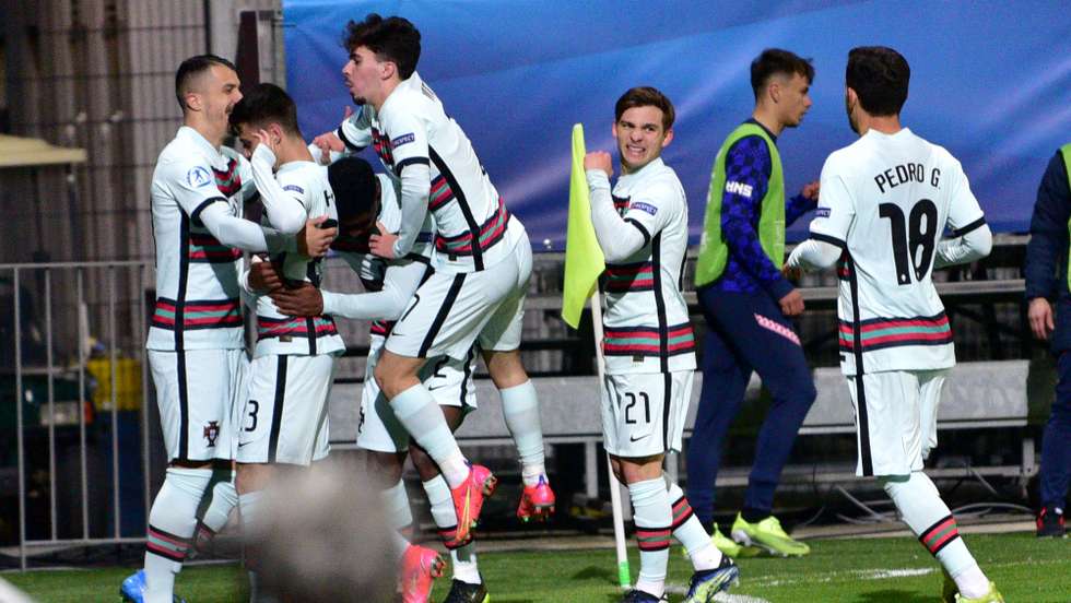 epa09097883 Players of Portugal celebrate a goal during the UEFA European Under-21 Championship match between Portugal and Croatia, in Koper, Slovenia, 25 March 2021.  EPA/IGOR KUPLJENIK