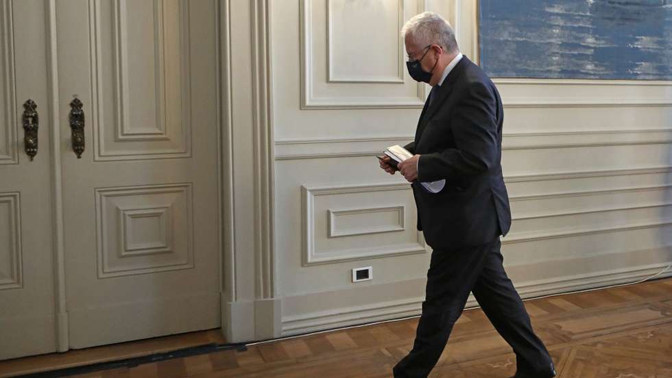 O ministro da Administração Interna, Eduardo Cabrita, no final para uma conferência de imprensa sobre o relatório do inquérito relativo à intervenção da Polícia de Segurança Pública (PSP) no quadro das celebrações promovidas pelo Sporting Clube de Portugal (SCP), ocorridas nos dias 11 de 12 de maio, em Lisboa, 16 de julho de 2021. ANTÓNIO PEDRO SANTOS/LUSA