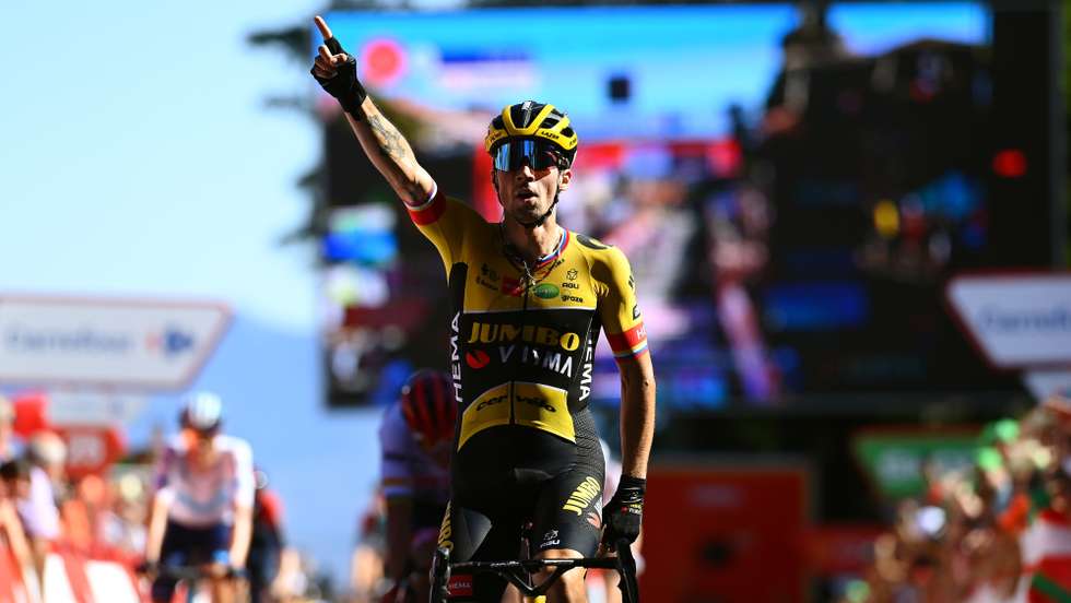 Primoz Roglic conseguiu o segundo triunfo para a Jumbo em quatro etapas, sendo também o quarto corredor da equipa a vestir de vermelho nesta Vuelta
