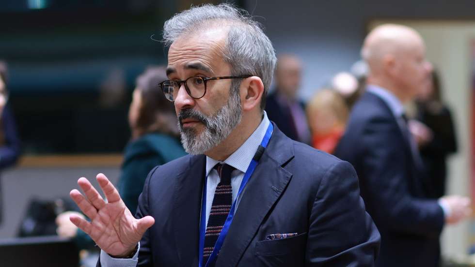 epa11969516 Portugal's Minister of State and Foreign Affairs Paulo Rangel reacts during a European Foreign Affairs Council at the EU headquarters in Brussels, Belgium, 17 March 2025.  EPA/OLIVIER HOSLET