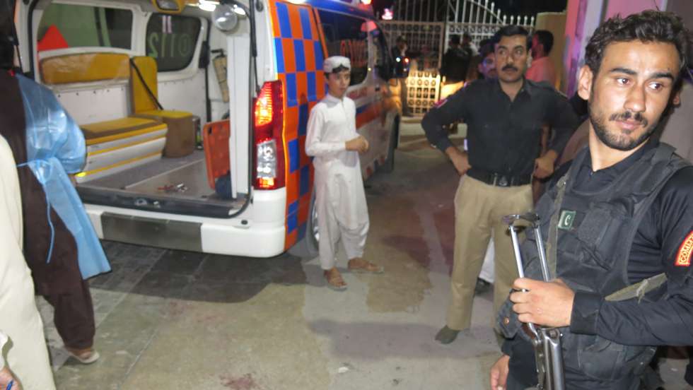 epa12346984 Victims are transported to a hospital for medical treatment in Quetta, the provincial capital of Balochistan province, Pakistan, 02 September 2025. At least 11 people were killed and 28 injured in an explosion outside Shahwani Stadium in Quetta on 02 September, shortly after a Balochistan National Party (BNP) rally.  EPA/FAYYAZ AHMAD