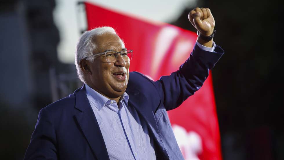 O secretário-geral do Partido Socialista (PS), António Costa, durante um comício em Castelo Branco, 22 de setembro de 2021. No próximo dia 26 de setembro mais de 9,3 milhões eleitores podem votar nas eleições autárquicas para eleger os seus representantes locais. PEDRO REIS MARTINS/LUSA