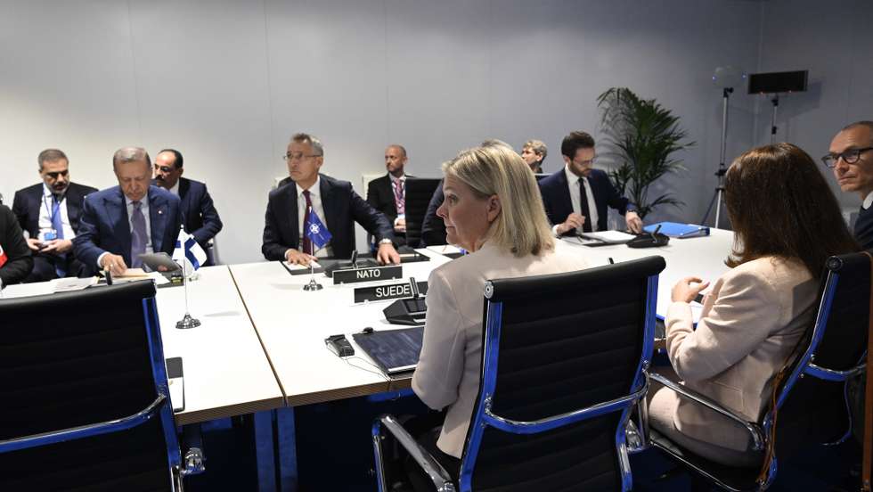 epa10038699 Turkish President Recep Tayyip Erdogan, NATO Secretary General Jens Stoltenberg and Swedish Prime Minister Magdalena Andersson talk about Sweden's and Finland's NATO application ahead of the NATO summit in Madrid, Spain, 28 June 2022.  EPA/Henrik Montgomery/TT  SWEDEN OUT