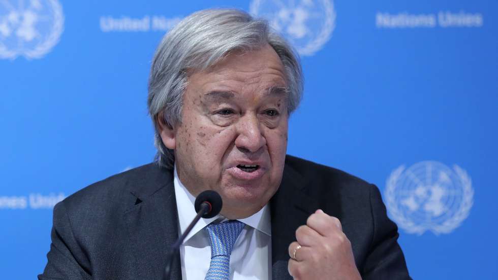 epa10848808 United Nations Secretary General Antonio Guterres addresses a press conference ahead of G20 summit in New Delhi, India, 08 September 2023. The Indian capital is all set for the G20 summit scheduled for 09 and 10 September.  EPA/RAJAT GUPTA
