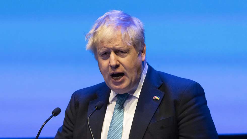 epa09834259 British Prime Minister Boris Johnson speaks at the Scottish Conservative and Unionist Party Conference 2022 at the TECA Complex, in Aberdeen, Scotland, 18 March 2022.  EPA/ROBERT PERRY