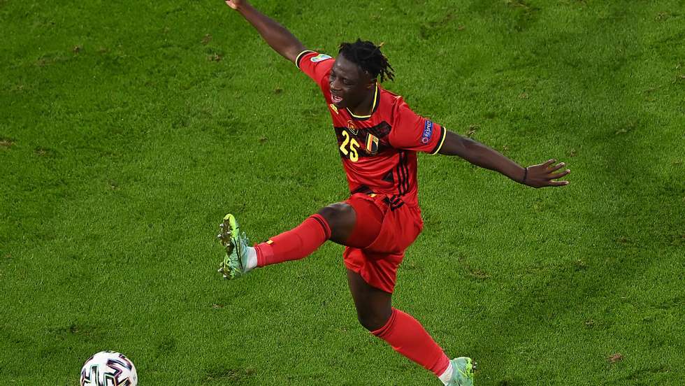 epa09319274 Jeremy Doku of Belgium in action during the UEFA EURO 2020 quarter final match between Belgium and Italy in Munich, Germany, 02 July 2021.  EPA/Stuart Franklin / POOL (RESTRICTIONS: For editorial news reporting purposes only. Images must appear as still images and must not emulate match action video footage. Photographs published in online publications shall have an interval of at least 20 seconds between the posting.)