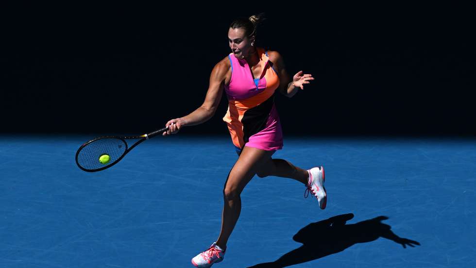 epa12683744 Aryna Sabalenka of Belarus in action against Iva Jovic of USA during their women’s quarter finals match on day 10 of the 2026 Australian Open tennis tournament at Melbourne Park in Melbourne, Australia, 27 January 2026.  EPA/JAMES ROSS AUSTRALIA AND NEW ZEALAND OUT