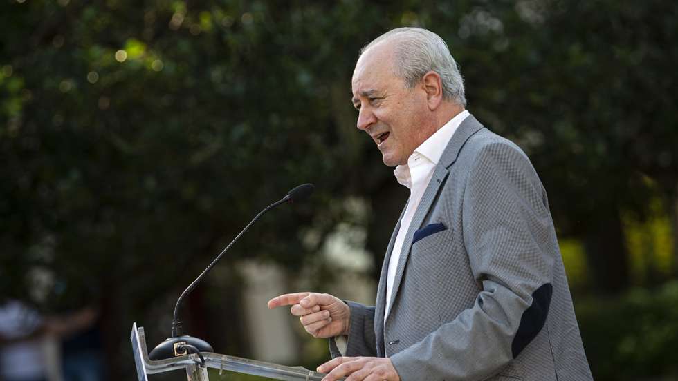 O presidente do Partido Social Democrata (PSD), Rui Rio, discursa na apresentação da candidatura autárquica independente pelo PSD/CDS ao concelho de Marco de Canaveses, com o lema "mais pelas pessoas”, no Marco de Canaveses, 25 de junho de 2021. OCTÁVIO PASSOS/LUSA