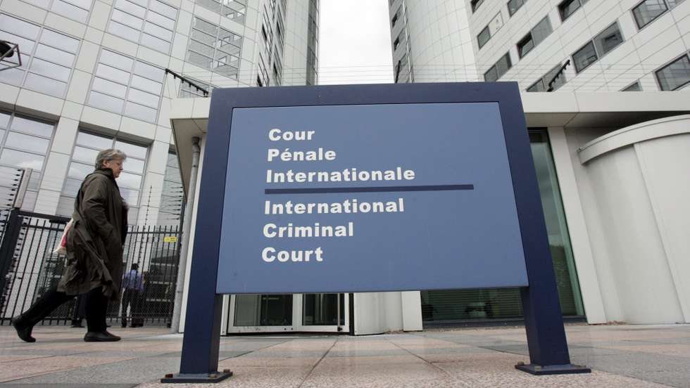 epa00748236 An exterior of the International Court of Justice in the Hague, Netherlands, Tuesday, 20 June 2006. Former Liberian President Charles Taylor left Freetown Tuesday and was on his way to The Hague, where he faces trial on war crimes charges. He will be detained in a special section of the jail in Scheveningen.  EPA/JUAN VRIJDAG