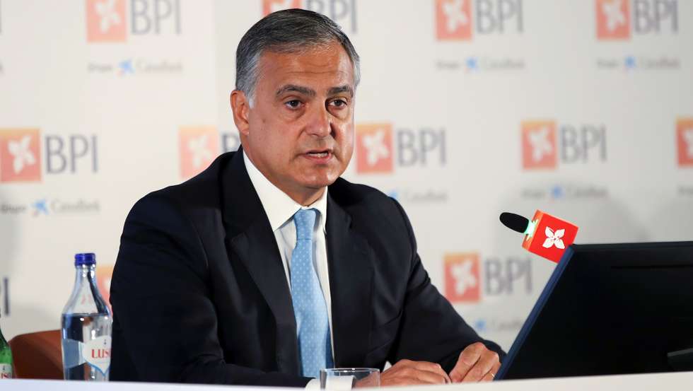 O presidente da Comissão Executiva do BPI, João Pedro Oliveira e Costa, durante a em conferência de imprensa para a apresentação de resultados do 3.º trimestre de 2020, em Lisboa, 03 de novembro de 2020. MANUEL DE ALMEIDA/LUSA