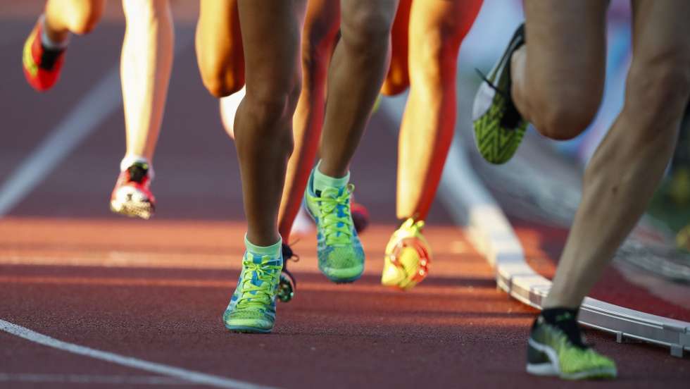 epa06621468 Athletes compete in the Final Women's 1500m during the 3rd and final Liquid Telecom Athletix Grand Prix Series Meeting in Paarl, South Africa, 22 March 2018.  EPA/NIC BOTHMA