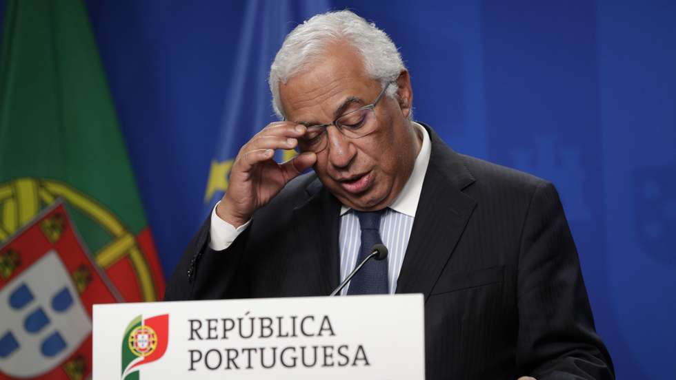 epa09987846 Portugal's Prime Minister Antonio Costa speaks at a press conference on the second day of a special European Summit on Ukraine, at the European Council, in Brussels, Belgium, 31 May 2022.  EPA/OLIVIER HOSLET