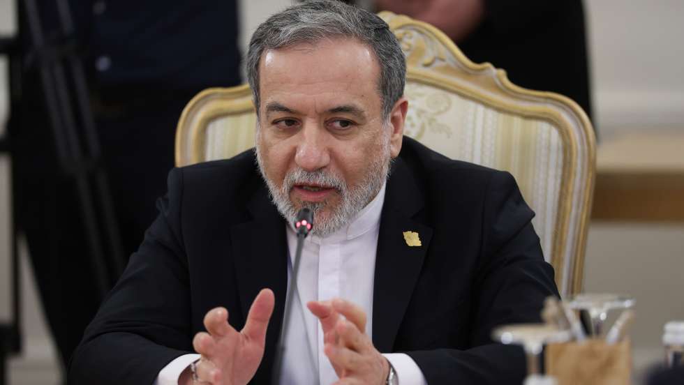 epa12597789 Iranian Foreign Minister Abbas Araqchi speaks during a meeting with Russian Foreign Minister Sergei Lavrov (not pictured) in Moscow, Russia, 17 December 2025.  EPA/RAMIL SITDIKOV / REUTERS / POOL