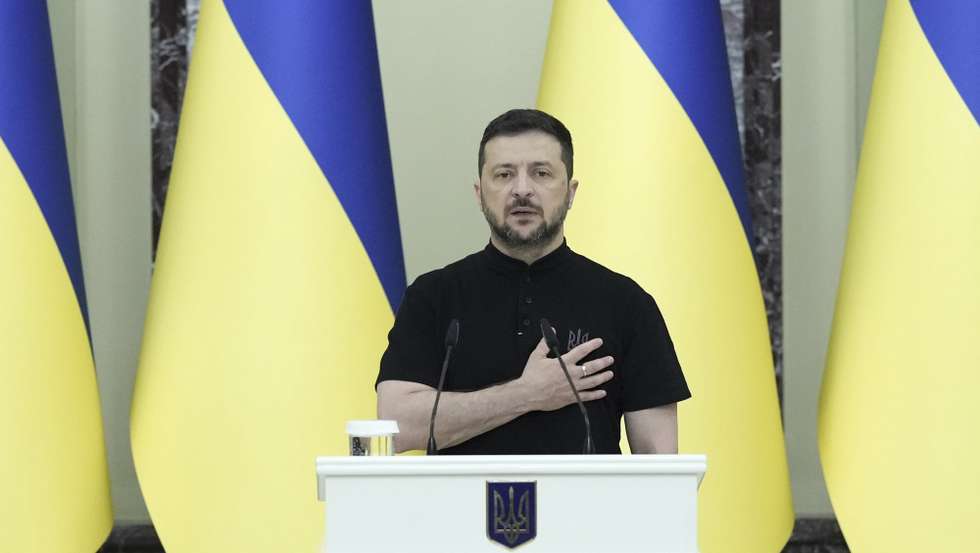 epa12333809 Ukrainian President Volodymyr Zelensky reacts before a press conference in Kyiv, Ukraine, 29 August 2025, amid the ongoing Russian invasion.  EPA/STRINGER