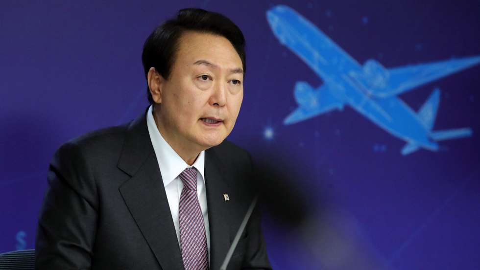 epa10321695 South Korea's President Yoon Suk-yeol speaks during the inaugural meeting of export strategies at the Korea Trade-Investment Promotion Agency in Seoul, South Korea, 23 November 2022.  EPA/YONHAP / POOL SOUTH KOREA OUT