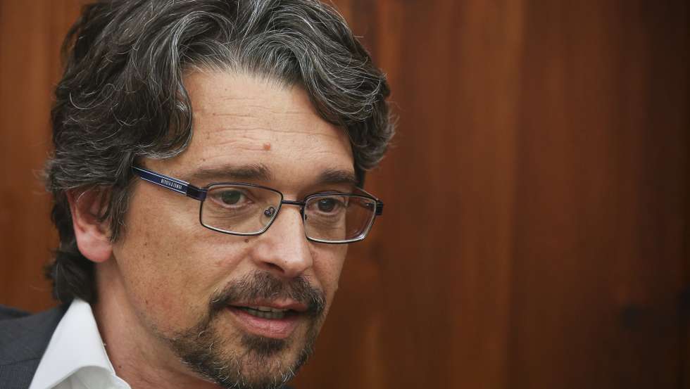 O Diretor de Informação da TVI e da TVI24, Sérgio Figueiredo, durante a sua audição na Comissão Parlamentar de Inquérito ao processo que conduziu à venda e resolução do Banco Internacional do Funchal (BANIF), na Assembleia da República, em Lisboa, 18 de maio de 2016. MÁRIO CRUZ/LUSA