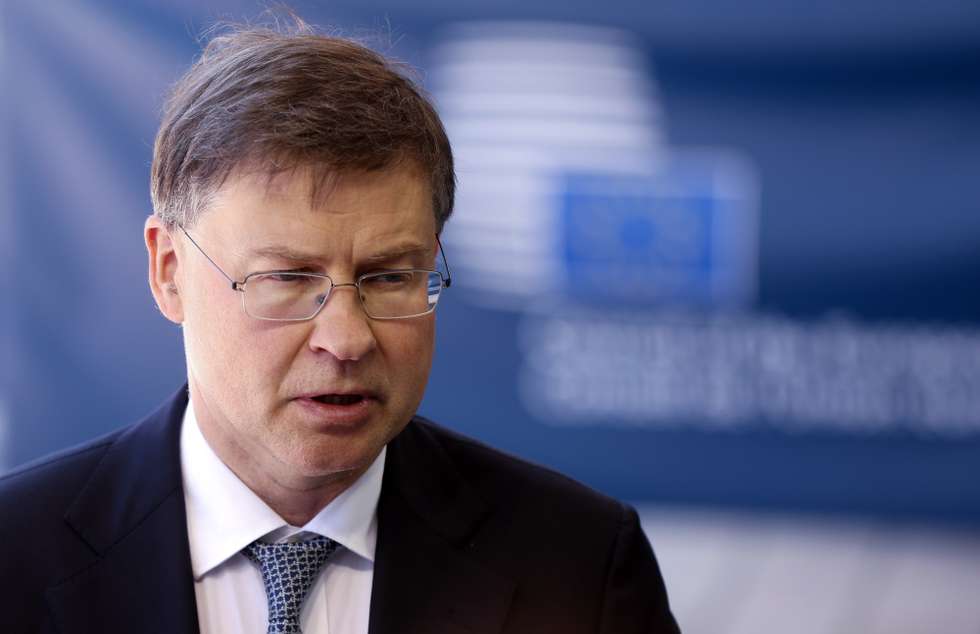 epa12185520 European Commissioner for Economy and Productivity, Implementation and Simplification Valdis Dombrovskis attends a Eurogroup Finance Ministers meeting in Luxembourg City, Luxembourg, 19 June 2025.  EPA/OLIVIER HOSLET
