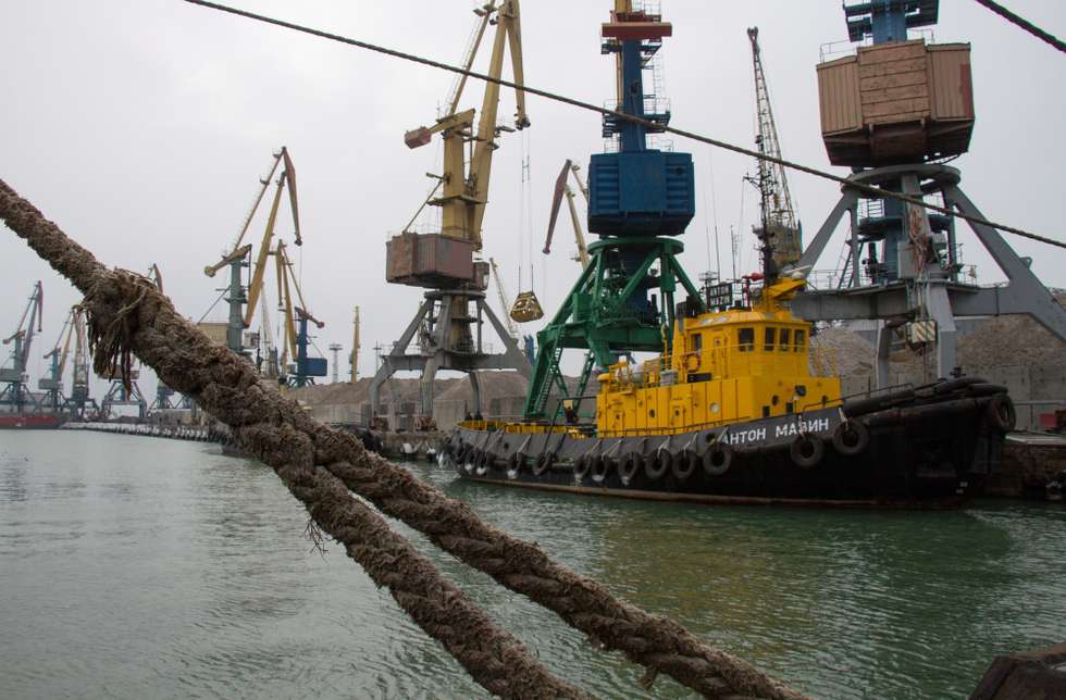 epa07206533 A general view of the seaport in Berdyansk, Azov sea, Ukraine, 03 December 2018. Russia blocked the passage to the Kerch Strait for the Ukrainian tugboat Yany Kapu and two armored naval boats Berdyansk and Nikopol, which were on a scheduled re-deployment from the Black Sea port of Odesa to the Azov Sea port of Mariupol on the morning of 25 November 2018. Russian coast guards opened aimed fire on the Ukrainian boats as were heading back in the Odesa direction after being rejected passage via the Kerch Strait. All 24 crew on board were captured and later remanded in custody for two months, charged with illegal border crossing. Three crewmen were injured in the attack Ukrainian media report.  EPA/IRINA GORBASYOVA