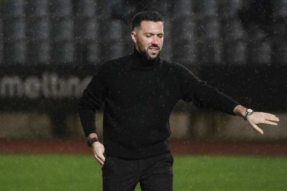 FC Porto headcoach Francesco Farioli during the I League soccer match with Casa Pia held at Rio Maior Municipal Stadium, Rio Maior, Portugal, 2nd February 2026. CARLOS BARROSO/LUSA