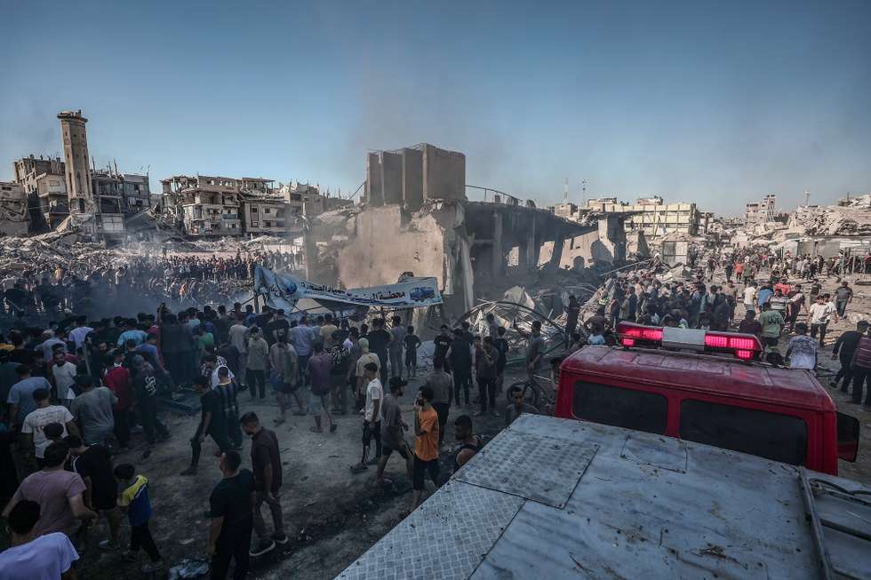 epa13189137 Palestinians inspect the damaged following an Israeli airstrike in the Al Sheikh Radwan neighborhood, northwest Gaza City, Gaza Strip, 24 August 2026.  EPA/MOHAMMED SABER
