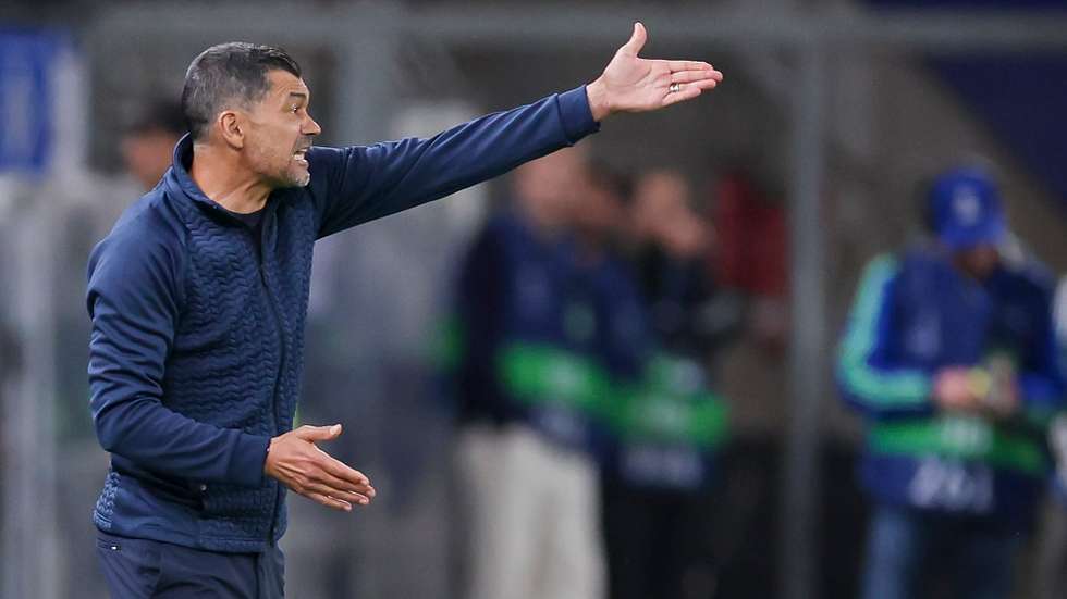 Sérgio Conceição explicou no final da partida que Zaidu (jogador que foi utilizado em todos os encontros do FC Porto na Champions desde que chegou) pode ter uma "ligeira lesão muscular"