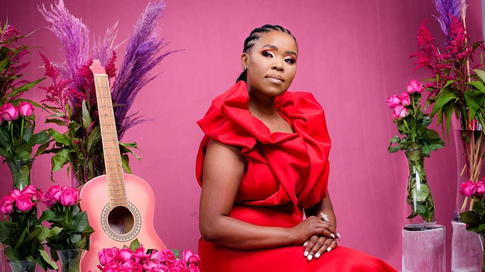 Zahara cantava em inglês e no dialeto da sua terra natal, o xhosa