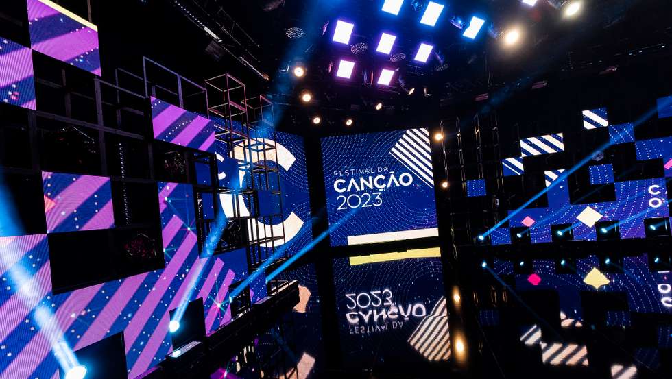 Organiza o Festival da Canção, na edição deste ano