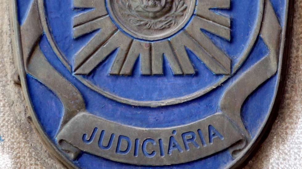 O suspeito foi presente a tribunal para primeiro interrogatório judicial e ficou em prisão preventiva