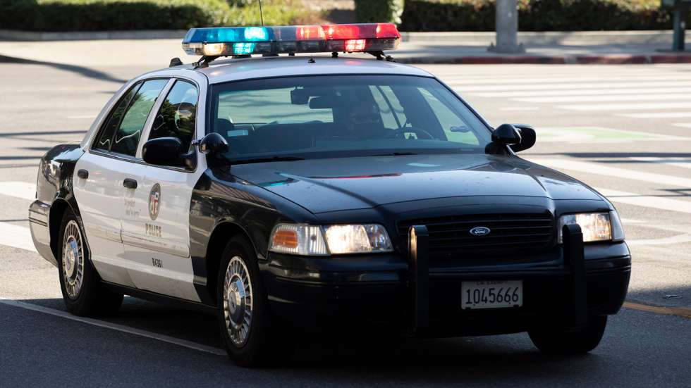 Um carro-patrulha do Departamento da Polícia de Los Angeles