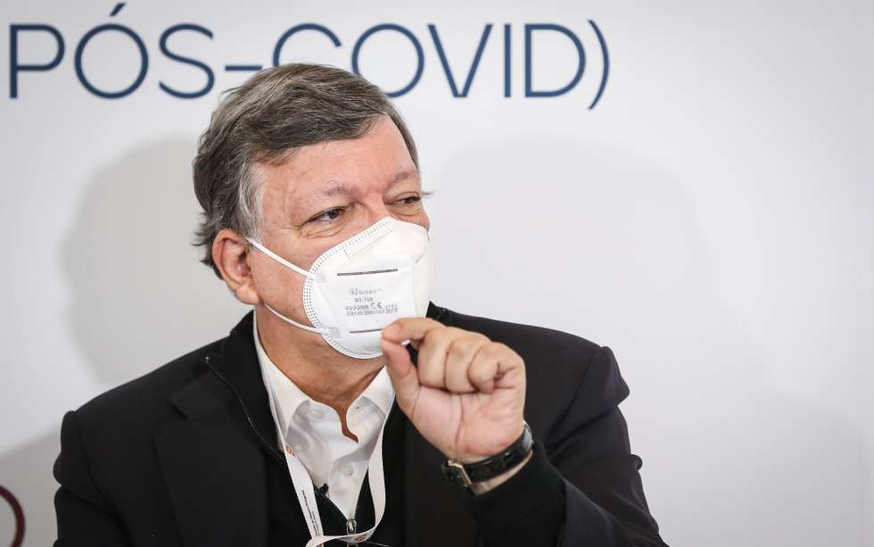 O presidente da GAVI - Aliança Global para as Vacinas, José Manuel Durão Barroso, participa no 8.º Encontro Anual do Conselho da Diáspora Portuguesa, no Palácio da Cidadela, em Cascais, 23 de dezembro de 2021. RODRIGO ANTUNES/LUSA