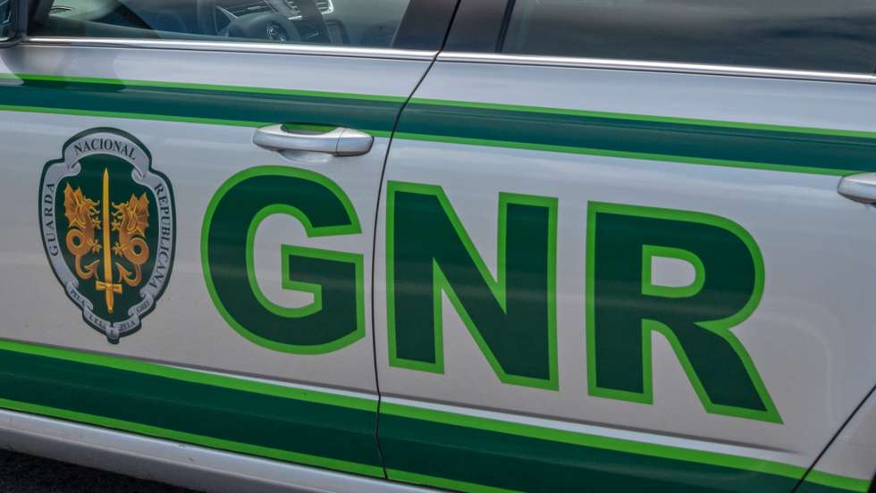 GNR deteve 3 suspeitos de tráfico e apreendeu 1.700 doses de cocaína em Barcelos