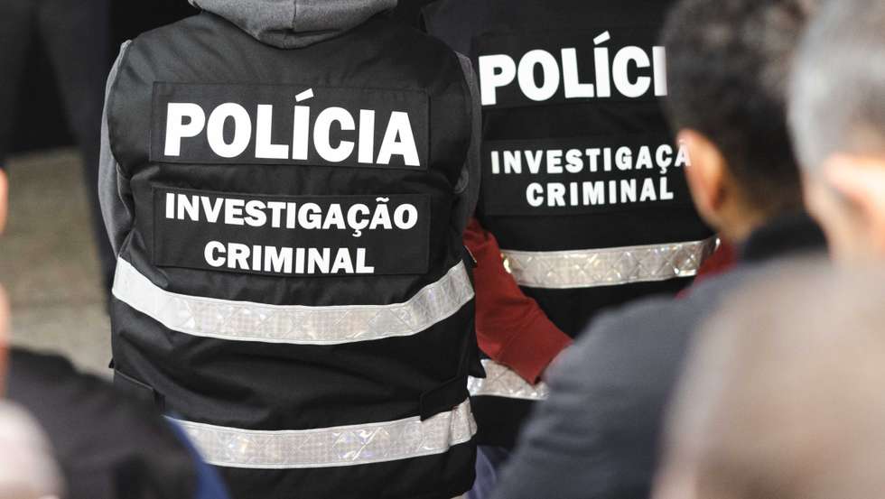 “Operação Bala Perdida” desmantela rede nacional de tráfico de armas de fogo e munições