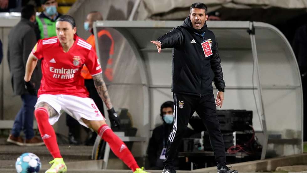 O técnico encarnado ainda não tinha vencido longe da Luz